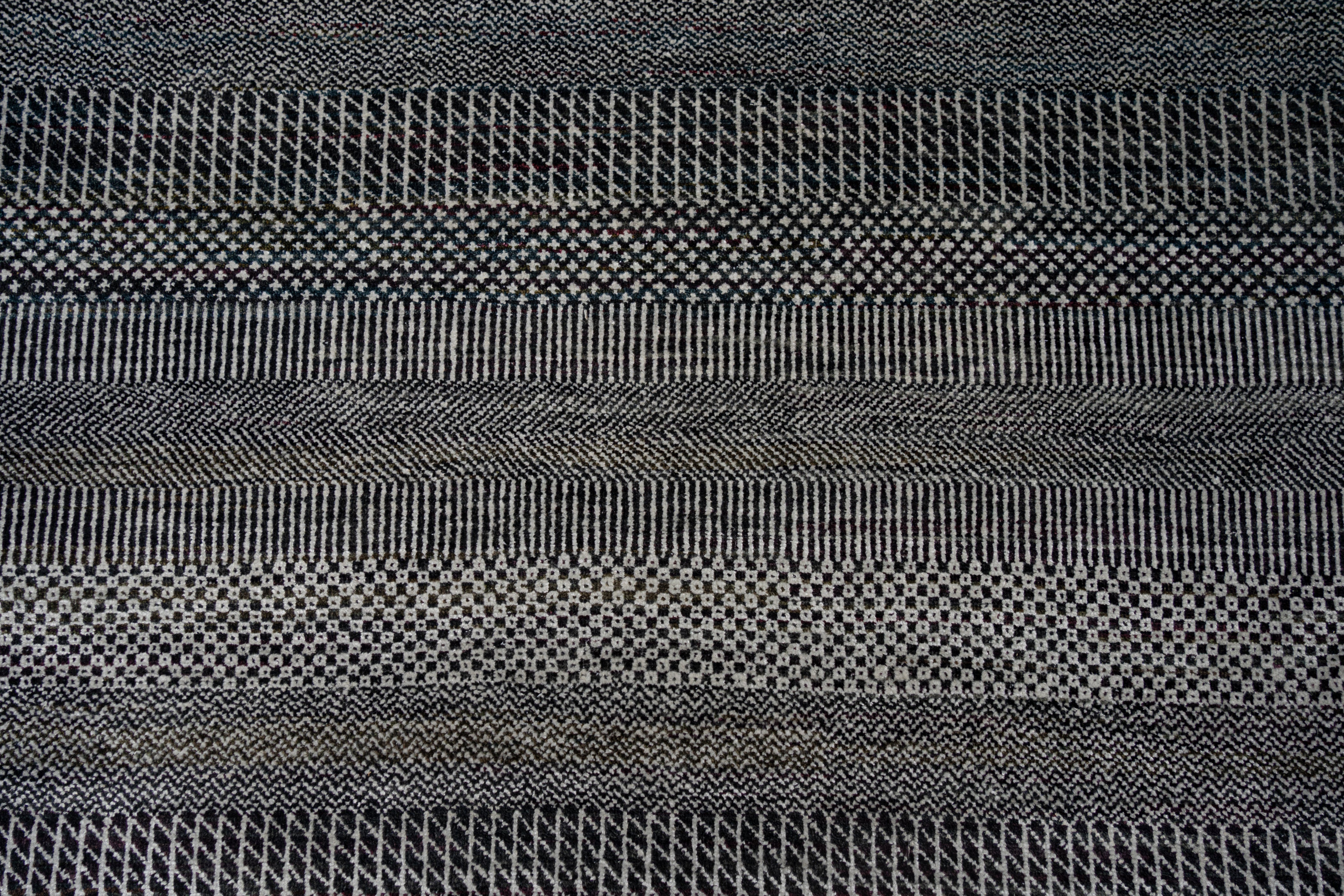 Handknotted Carpet DIA- 946 MCN